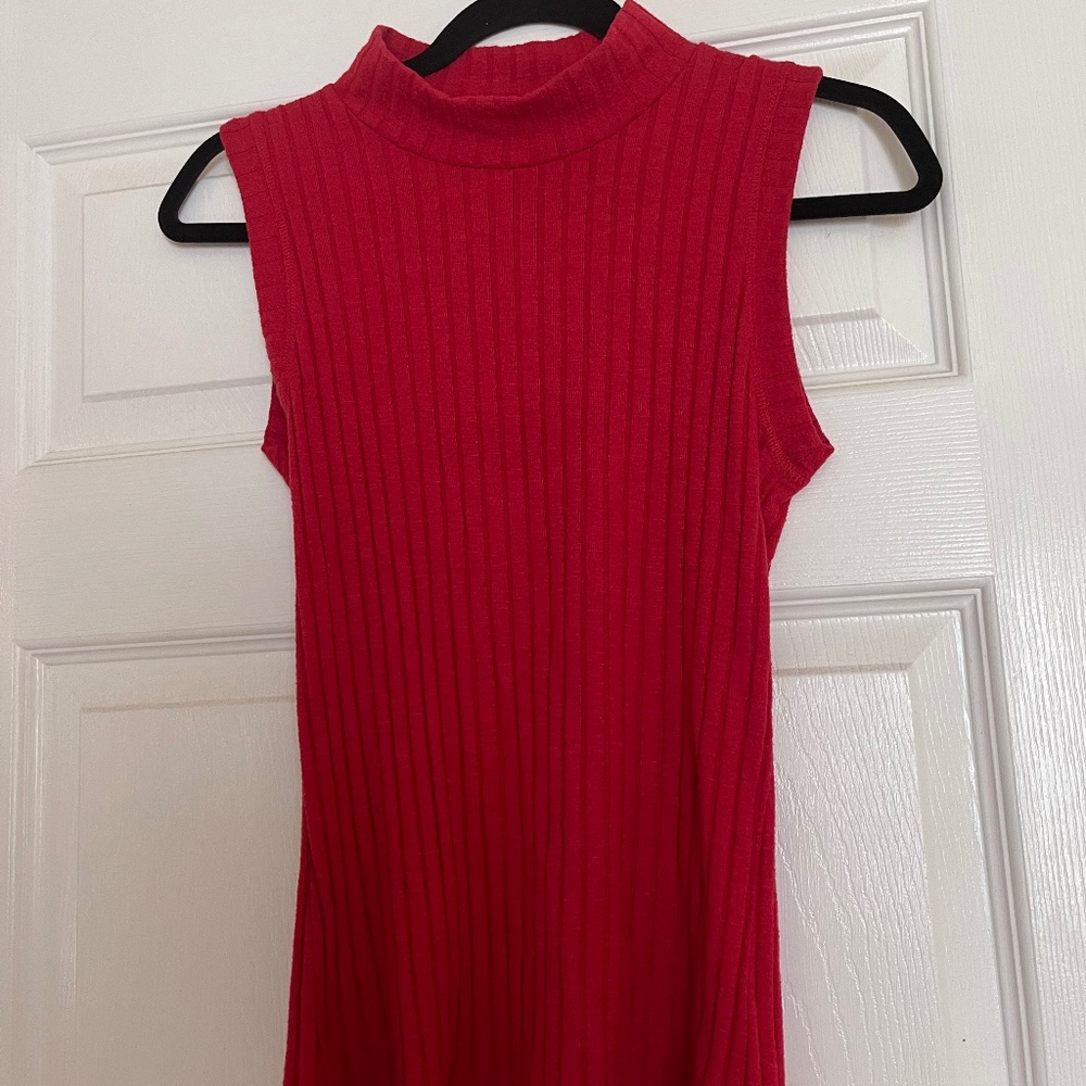 Michael stars red knit top size small